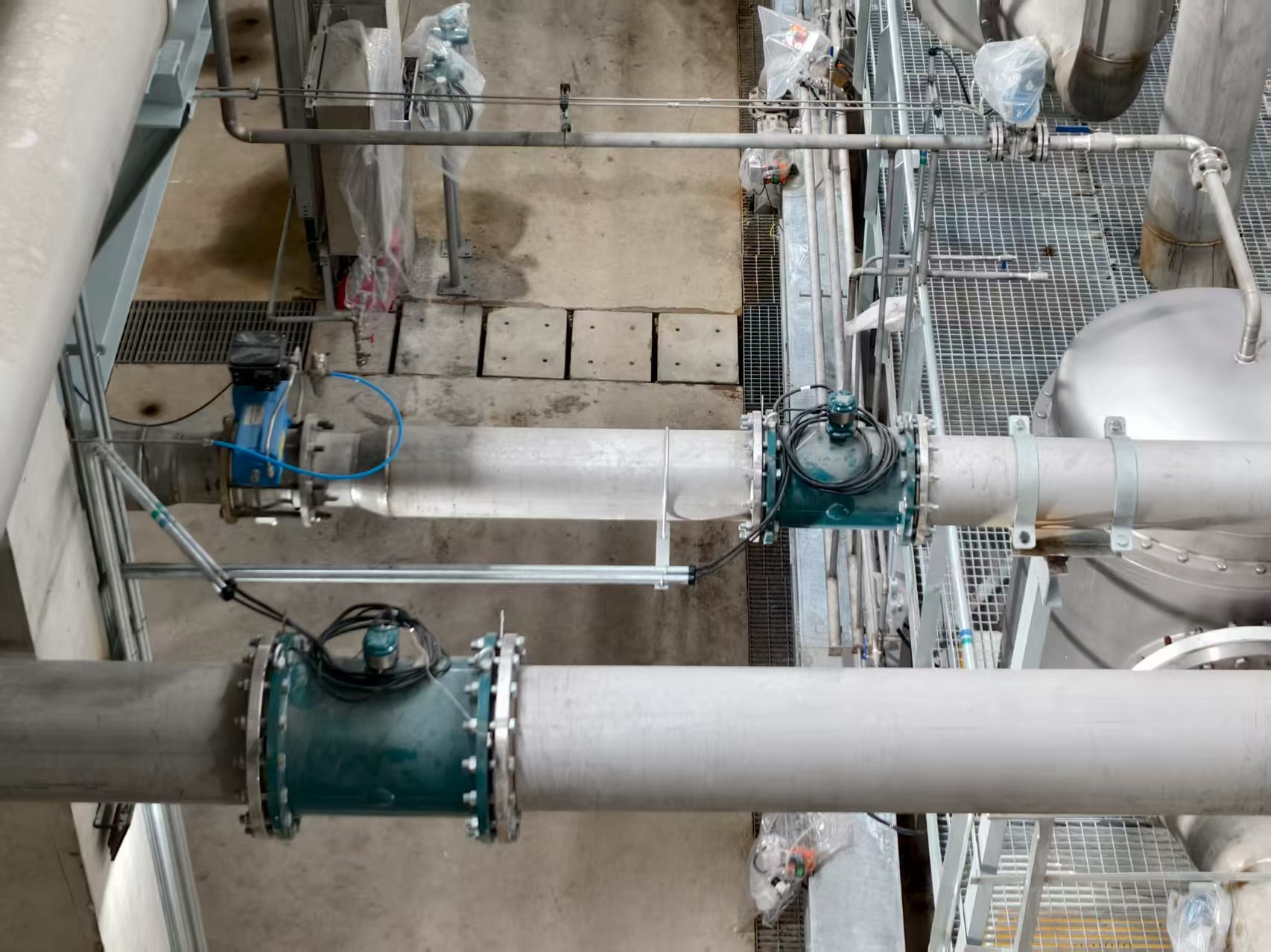 1757905924566618.jpg 1757905924566618.jpg